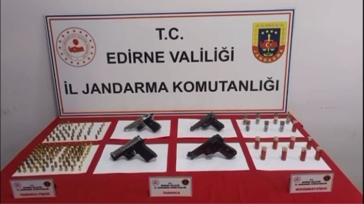 Edirne'de kaçakçılara yönelik operasyonda 8 şüpheli yakalandı