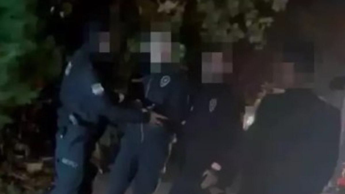 Kocaeli'de avukat ve müvekkiline ters kelepçe takan 2 polis ve 2 bekçiye hapis cezası