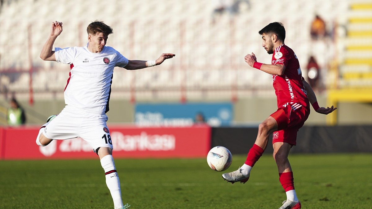 Fatih Karagümrük, Ümraniyespor'u iki golle geçti