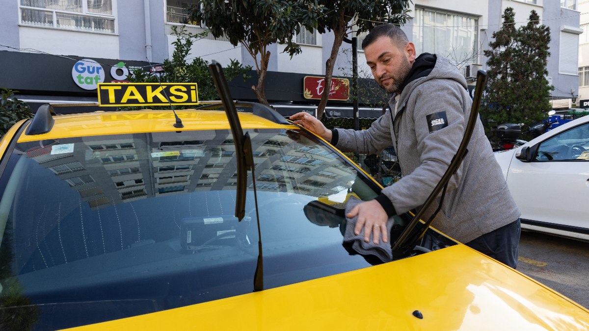 İzmir'de bıçaklı saldırı sonrası taksiciler arasında korku hakim