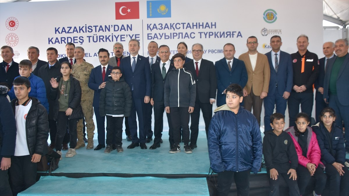 Kazakistan, depremden etkilenen Gaziantep'te bir ilkokulun yapımını üstlendi