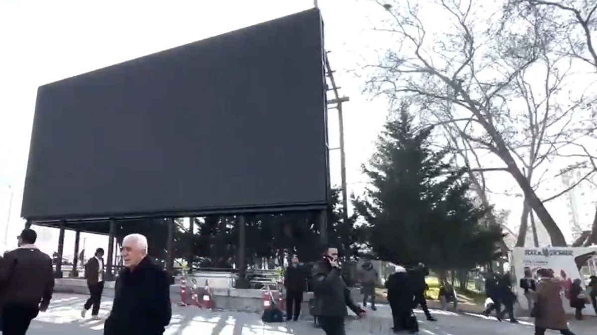 ABB'den Güvenpark'a kurulan tepki çeken elektronik panolarla ilgili açıklama