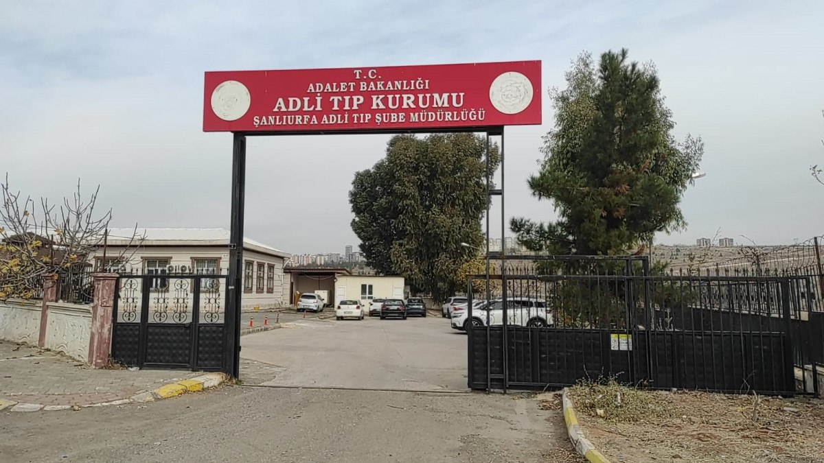 Şanlıurfa'da elektrik akımına kapılarak iskeleden düşen boya ustası öldü