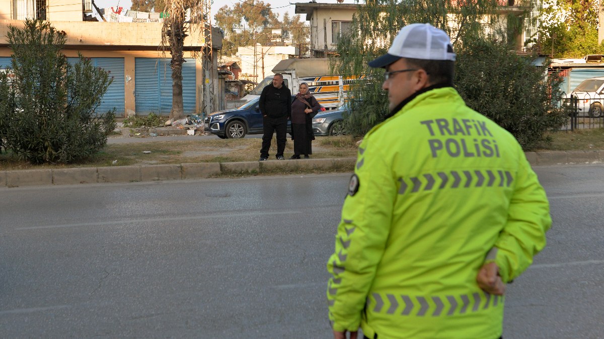 Adana'da trafik ekipleri denetimlerini artırdı