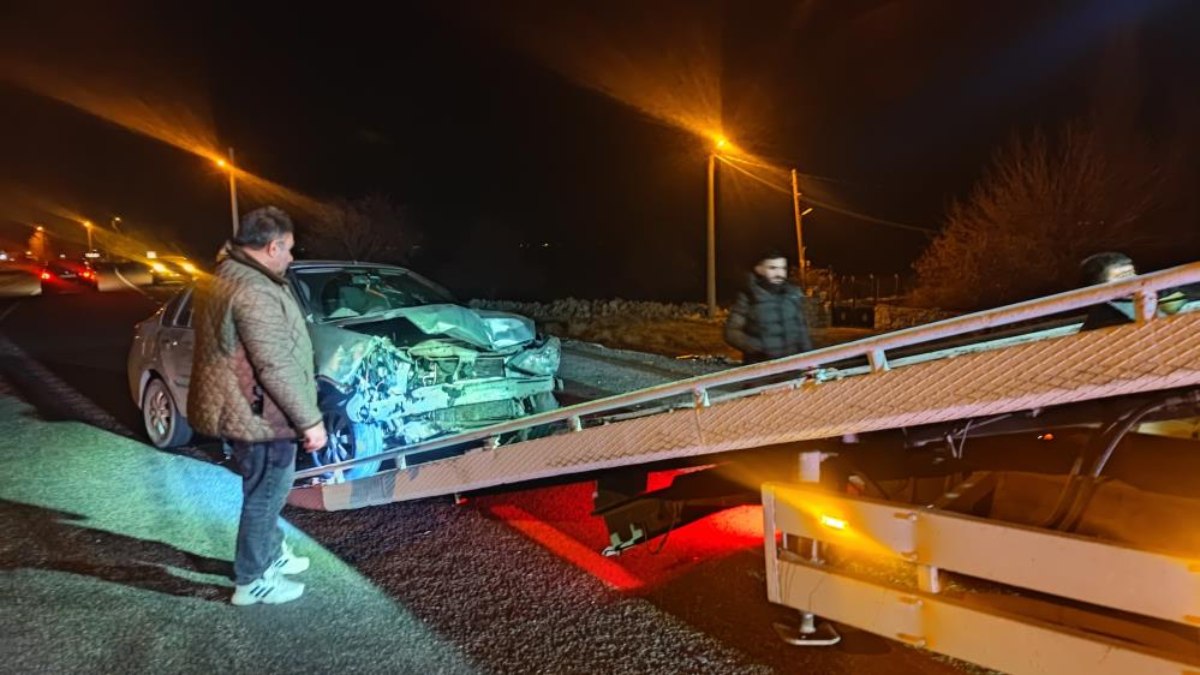 Diyarbakır'da iki ayrı kaza: 9 kişi yaralandı