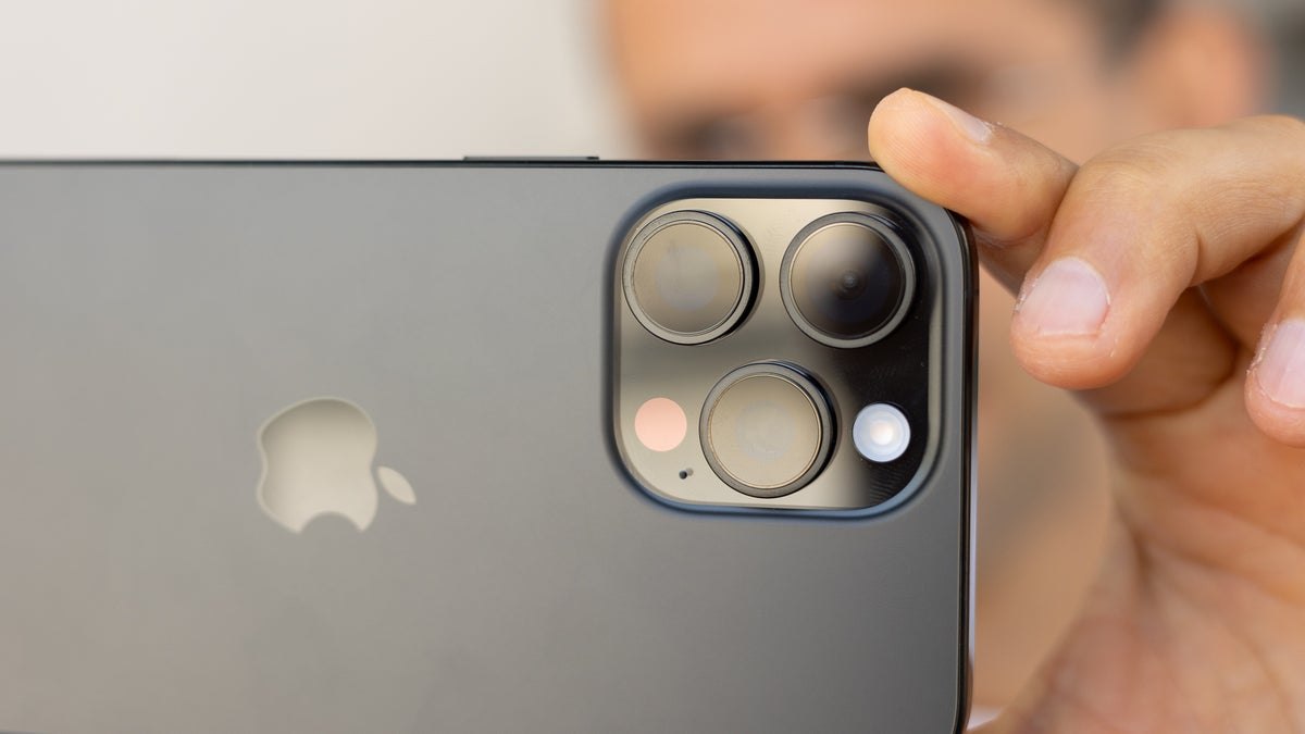 iPhone 18 Pro'nun değişken diyaframlı kameraya sahip olacağı söyleniyor