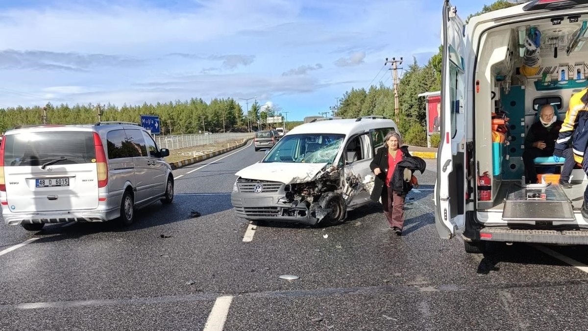 Muğla’da zincirleme kaza: 5 yaralı