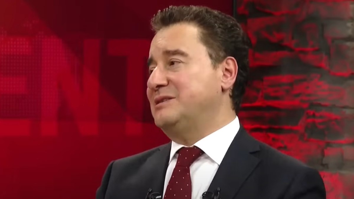 Ali Babacan: Suriye'de olanlar iç kamuoyuna farklı anlatılıyor