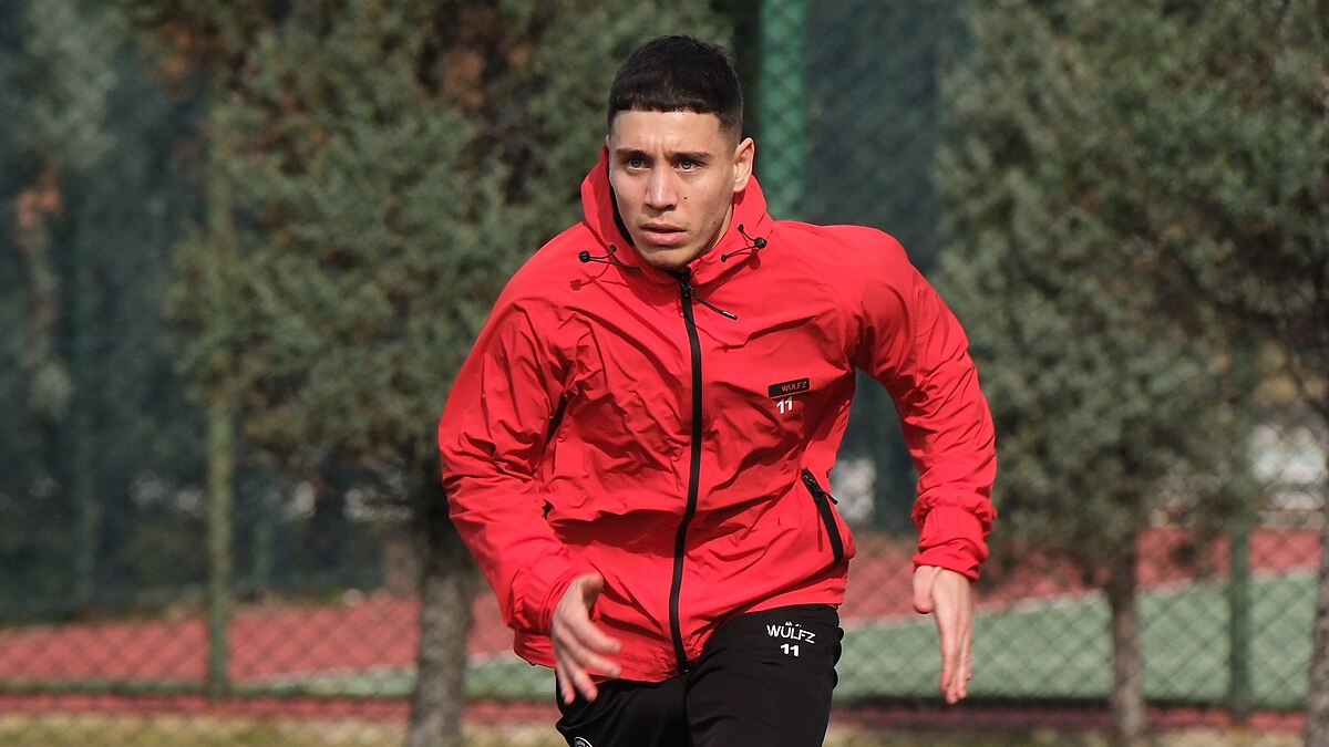 Sivasspor, Emre Mor'un peşinde