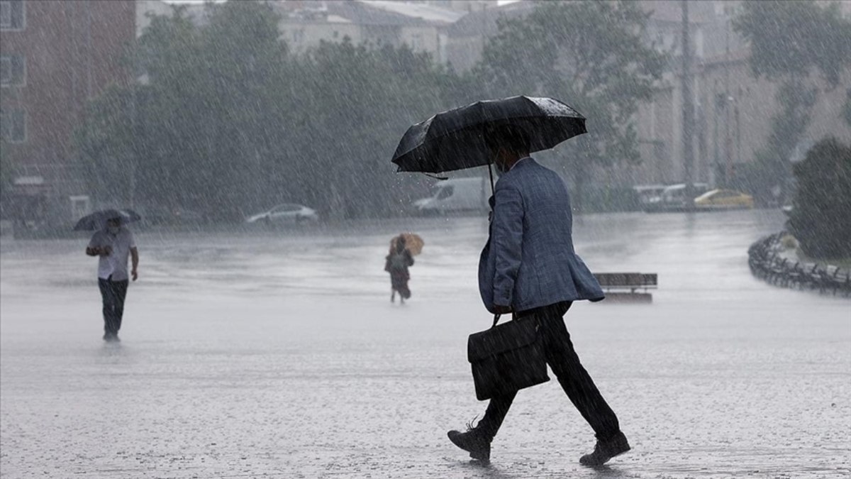 İstanbul'da sıcaklıklar 5 derece birden düşecek: Meteoroloji gün gün paylaştı