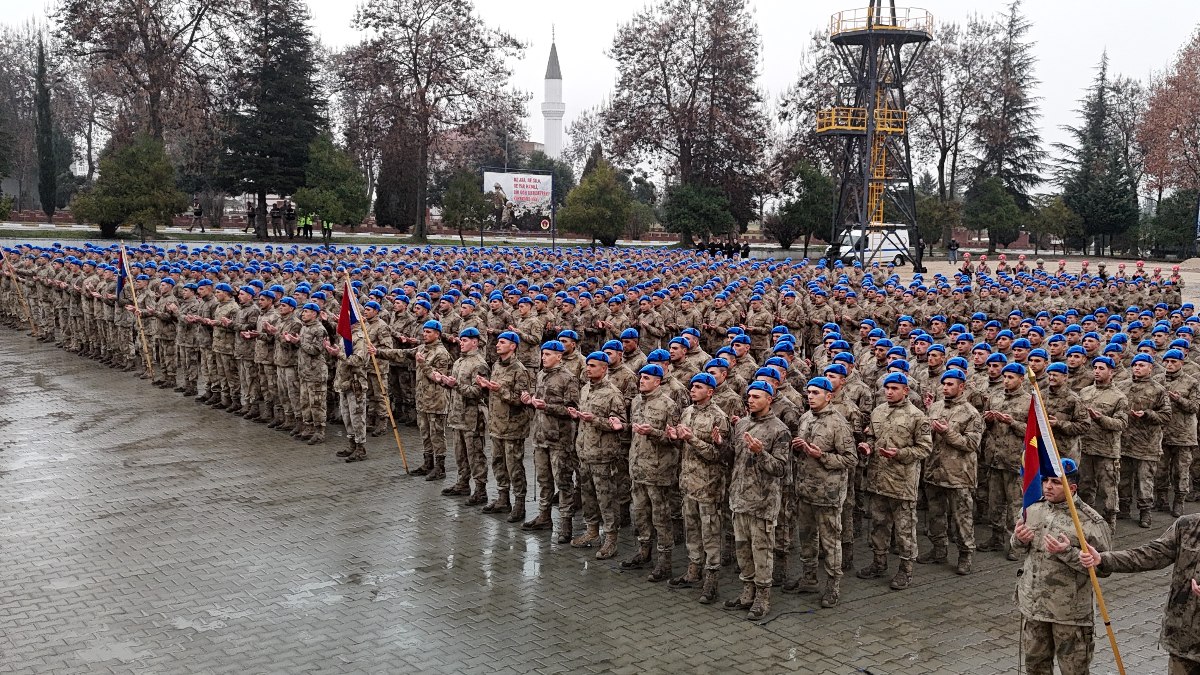 Karabük'te 2 bin 140 uzman erbaş için mezuniyet töreni düzenlendi