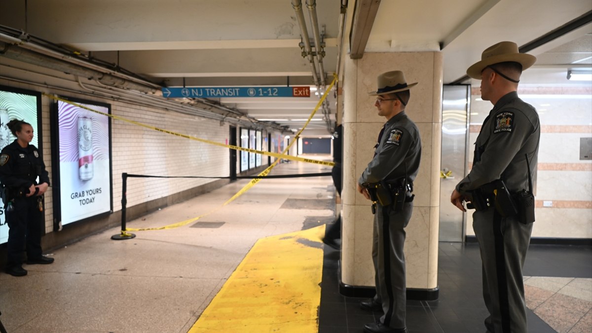 ABD'de bir yolcu daha metroda diri diri yakıldı