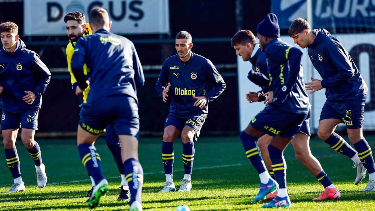 Fenerbahçe'ye müjde! Dominik Livakovic ve Oğuz Aydın idmana katıldı