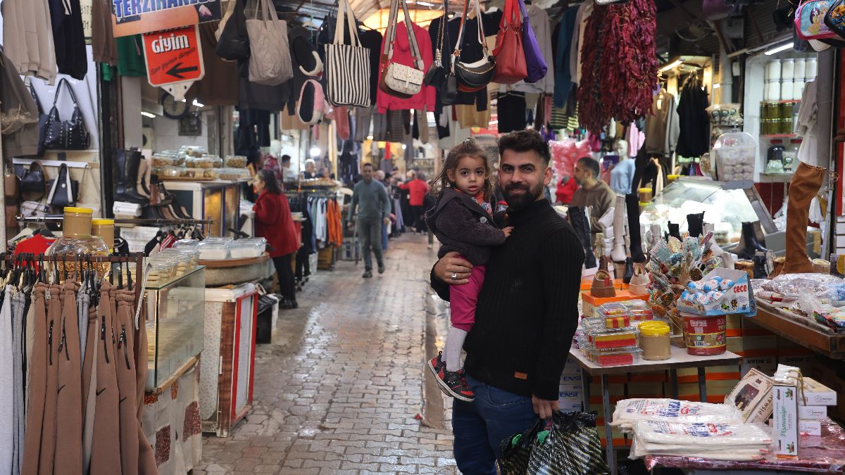 Hatay'da depremzedeler, yeni yuvalarına kavuşmayı bekliyor