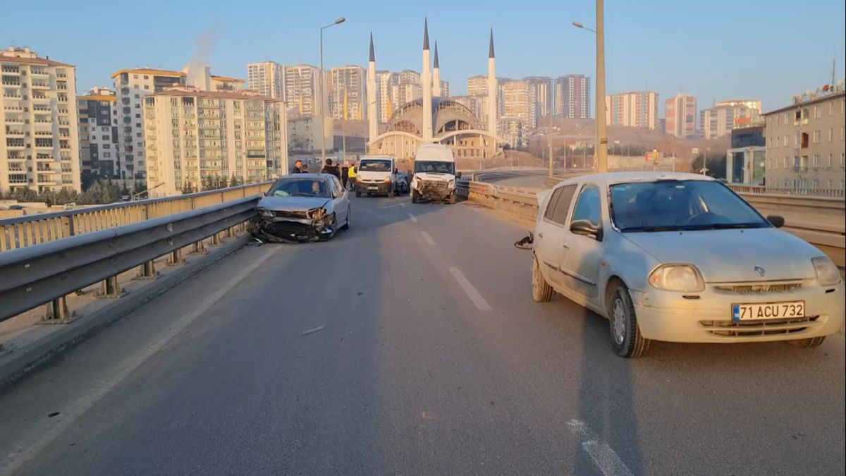 Kırıkkale’de buzlanma nedeniyle kaza