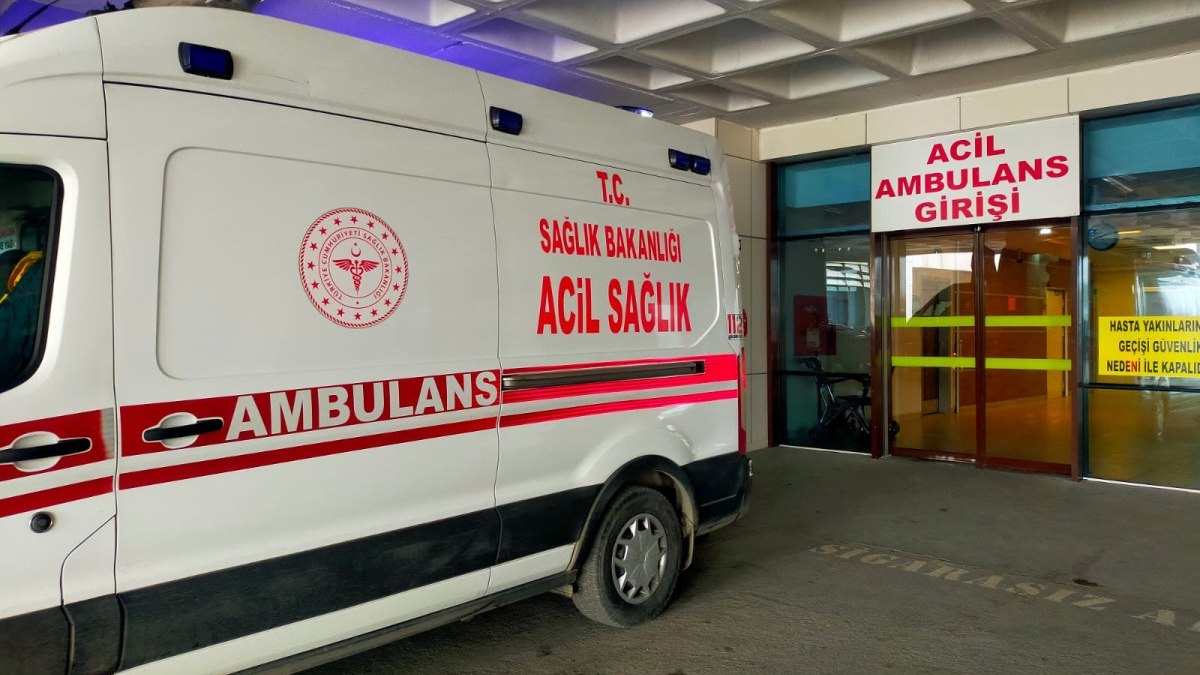 Edirne'de polise kafa atıp burnunu kırdı: Mahkemece serbest bırakıldı