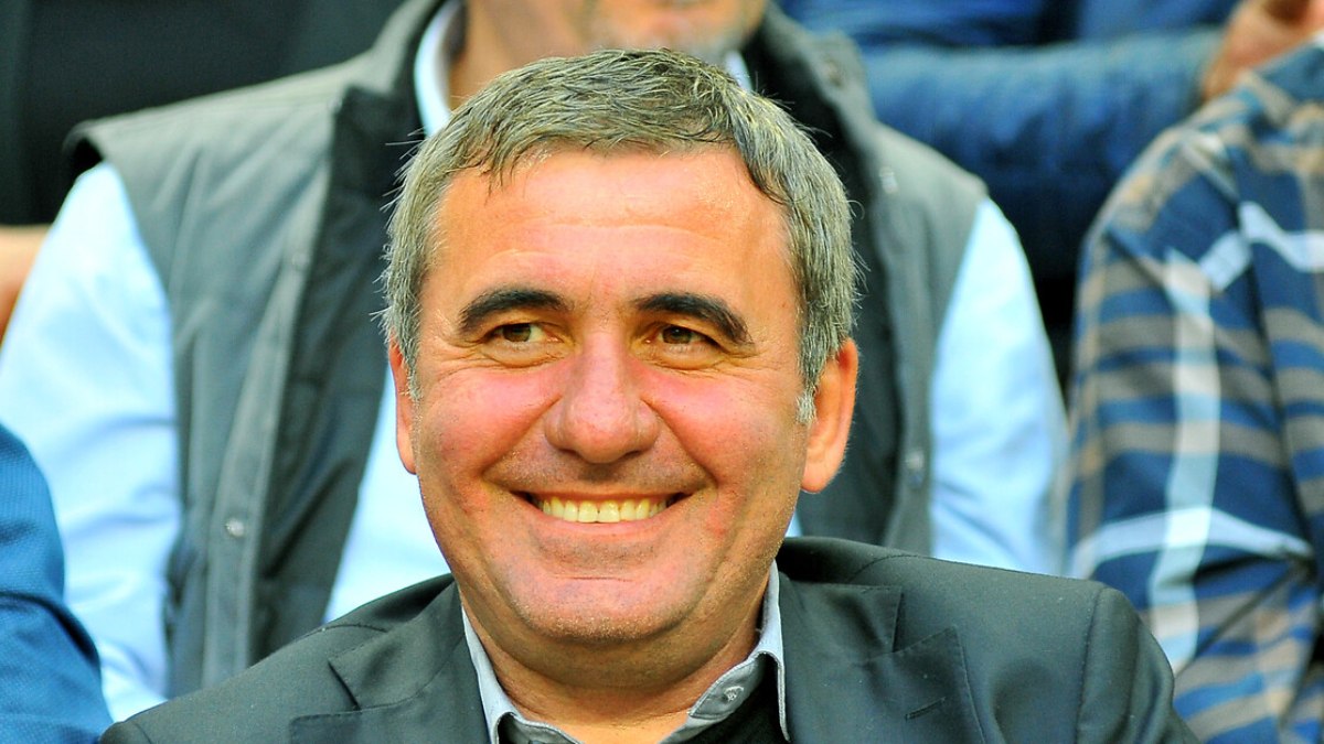 Gheorghe Hagi'den Okan Buruk'a övgüler