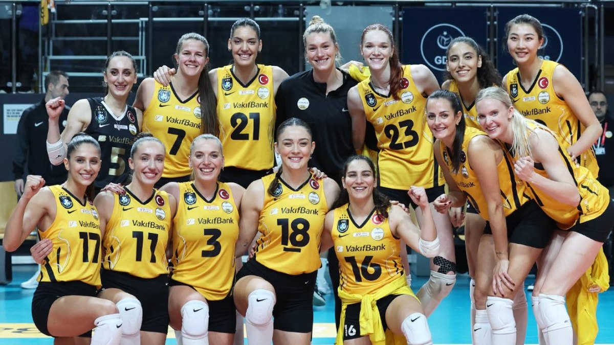 VakıfBank, Galatasaray'a set vermedi