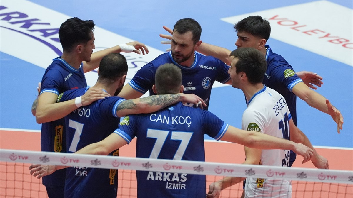 Arkas Spor, Altekma'ya set vermedi