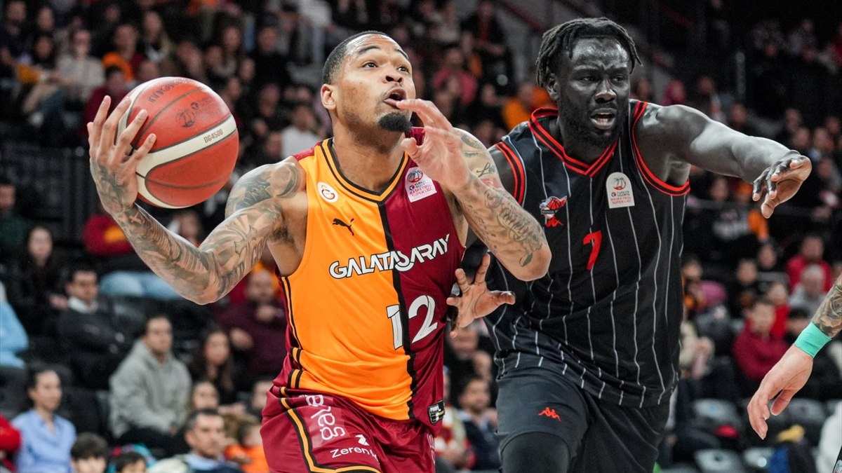 Uzatmalara giden maçta Galatasaray, Manisa Basket'i yendi