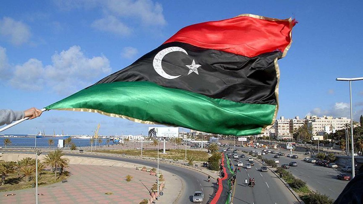 Libya, Suriye'ye 34 ton insani yardım malzemesi taşıyan uçak gönderdi