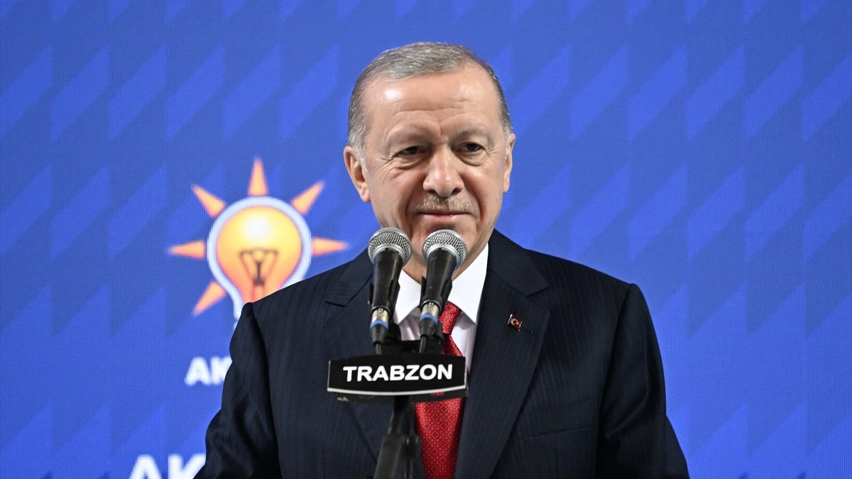 Cumhurbaşkanı Erdoğan'dan Trabzonspor'a Kamp Eğitim Merkezi müjdesi