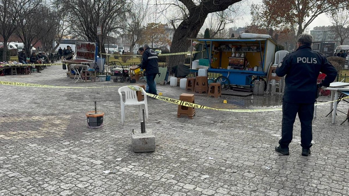 Konya'da seyyar çaycı ve müşterisine silahlı saldırı