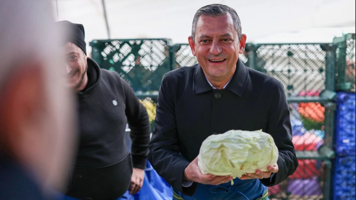 Özgür Özel'in gündem olan kareleri