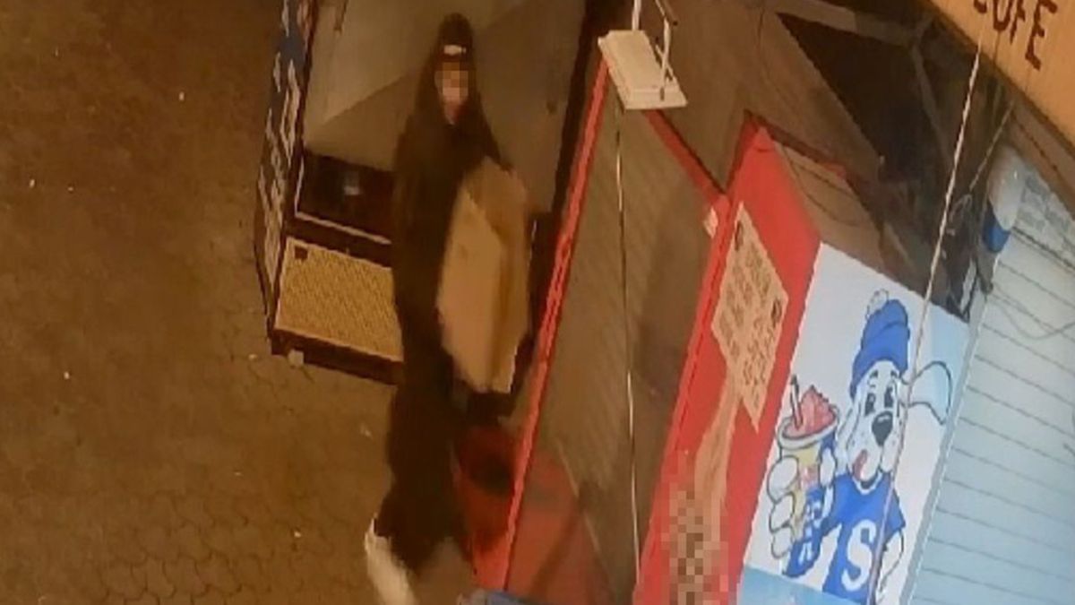 Ankara’da aynı gece 3 büfede içecek hırsızlığı Ankara’da aynı gece 3 büfede içecek hırsızlığı