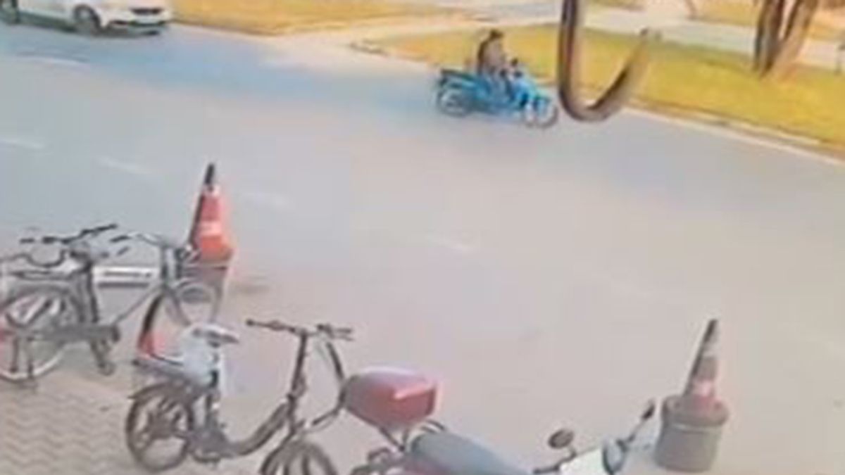 Samsun'da otomobil ile çarpışan motosikletin sürücüsü öldü