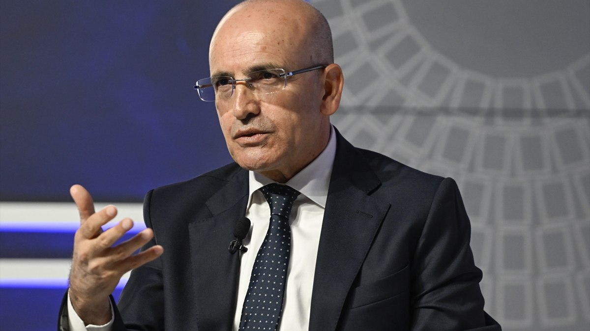 Mehmet Şimşek, sanayi üretimi ve iş gücü verilerini değerlendirdi