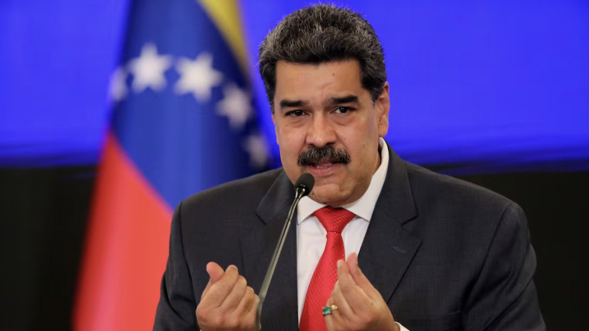 Venezuela'da Maduro devlet başkanlığı için yemin etti