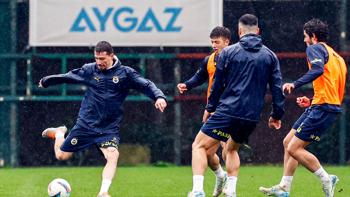 Fenerbahçe'de Konyaspor maçının hazırlıkları sürdü