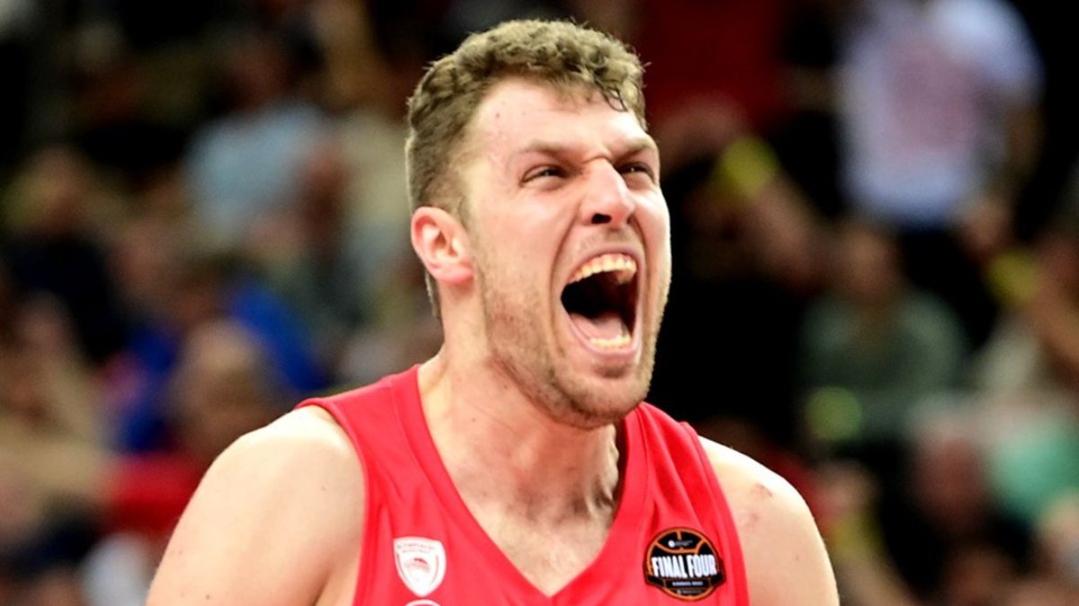 EuroLeague'de 20. haftanın MVP'si Sasha Vezenkov!