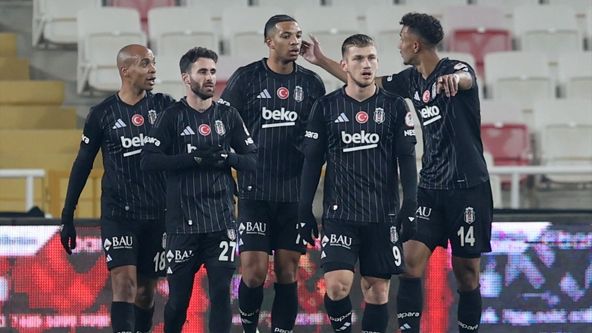 Beşiktaş - Bodrum FK maçının ilk 11'leri