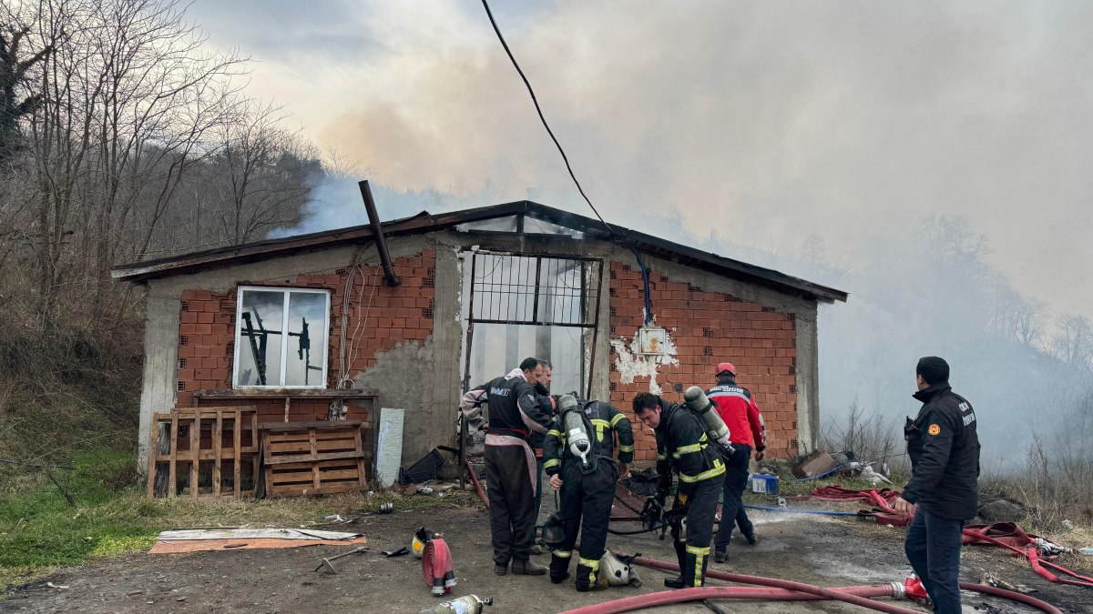 Ordu'da yangın: İş yerinde çıkıp depoya sıçradı