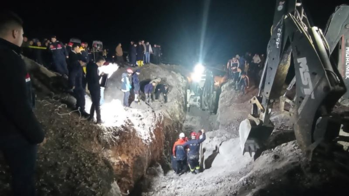 Amasya’da göçük: 2 kişi toprak altında kaldı