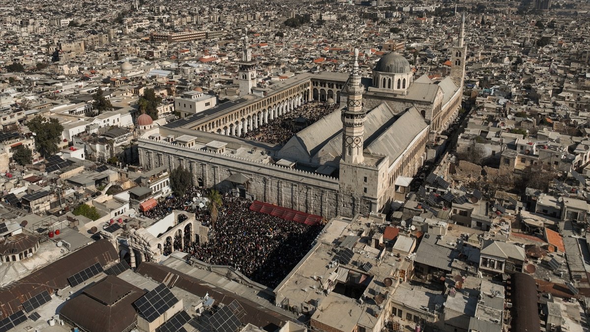 Suriye'de pasaport işlemleri yeniden başladı