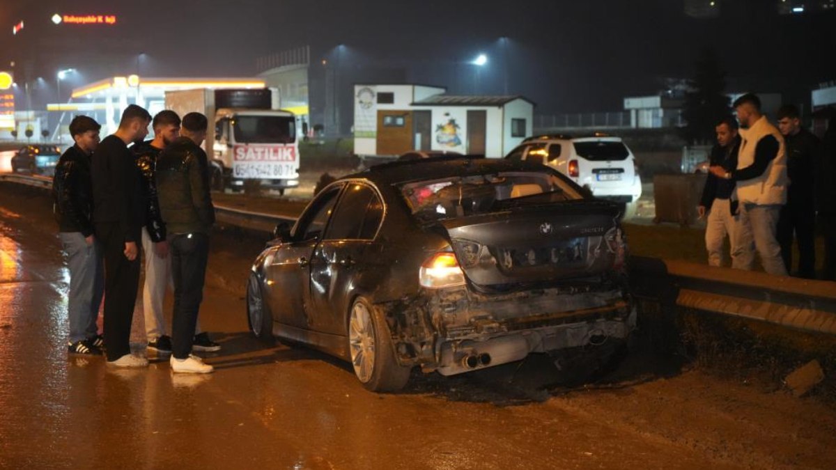 Kırıkkale'de yağmurun kayganlaştırdığı yolda zincirleme kaza: 1 yaralı