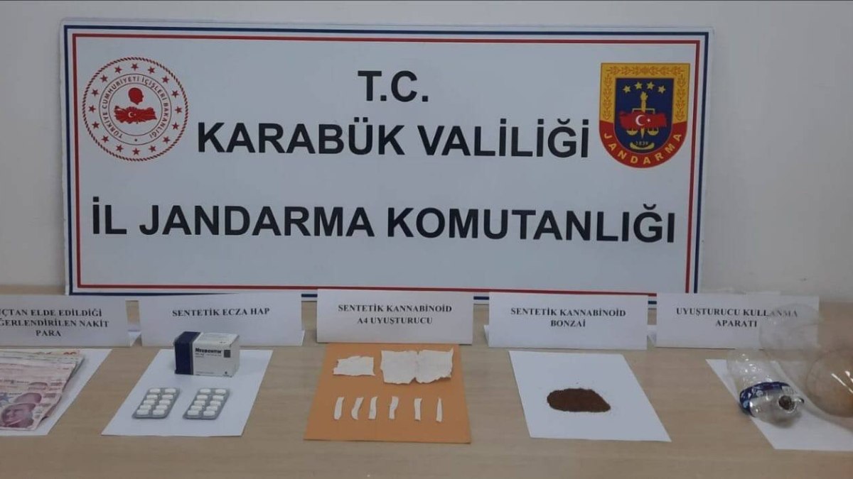 Karabük'te uyuşturucu operasyonunda 3 şahıs gözaltına alındı