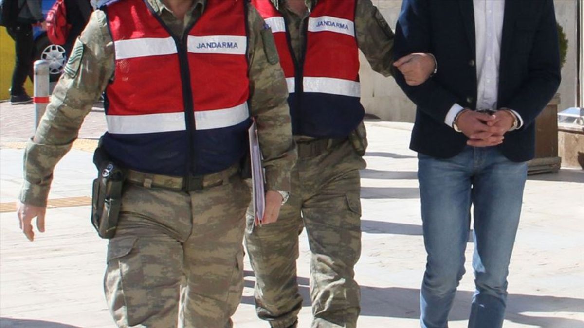 Bursa'da 11 yıl 8 ay hapse mahkum olan 3 şüpheli yakalandı