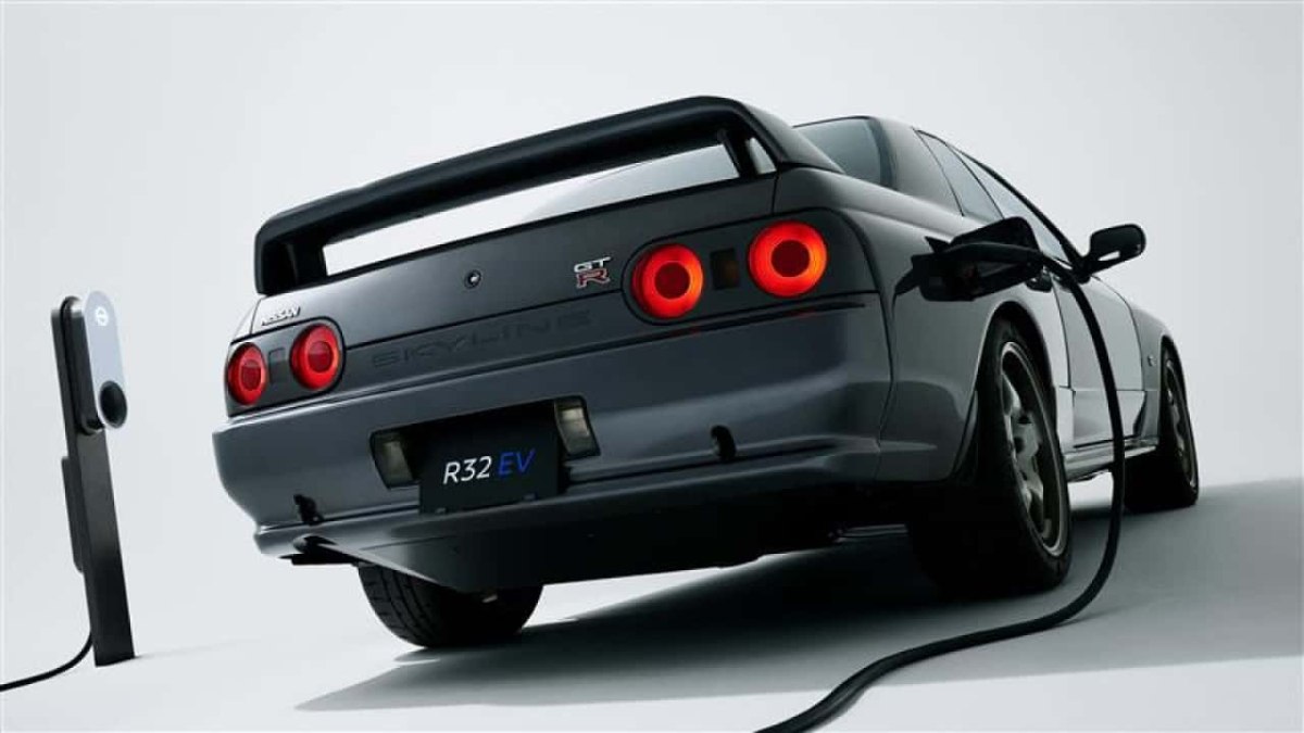 Nissan, elektrikli GT-R R32 modelini tanıttı