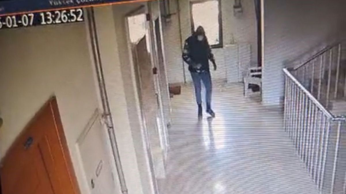 Telefon dolandırıcısı Bursa’da vurgun yaptı İstanbul’da yakalandı Telefon dolandırıcısı Bursa’da vurgun yaptı İstanbul’da yakalandı