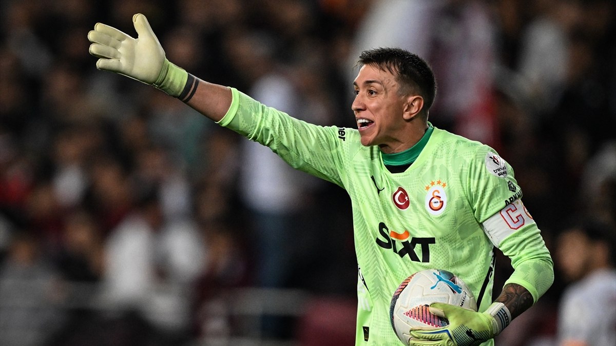 Fernando Muslera: Galatasaray'ı temsil etmek çok büyük bir gurur