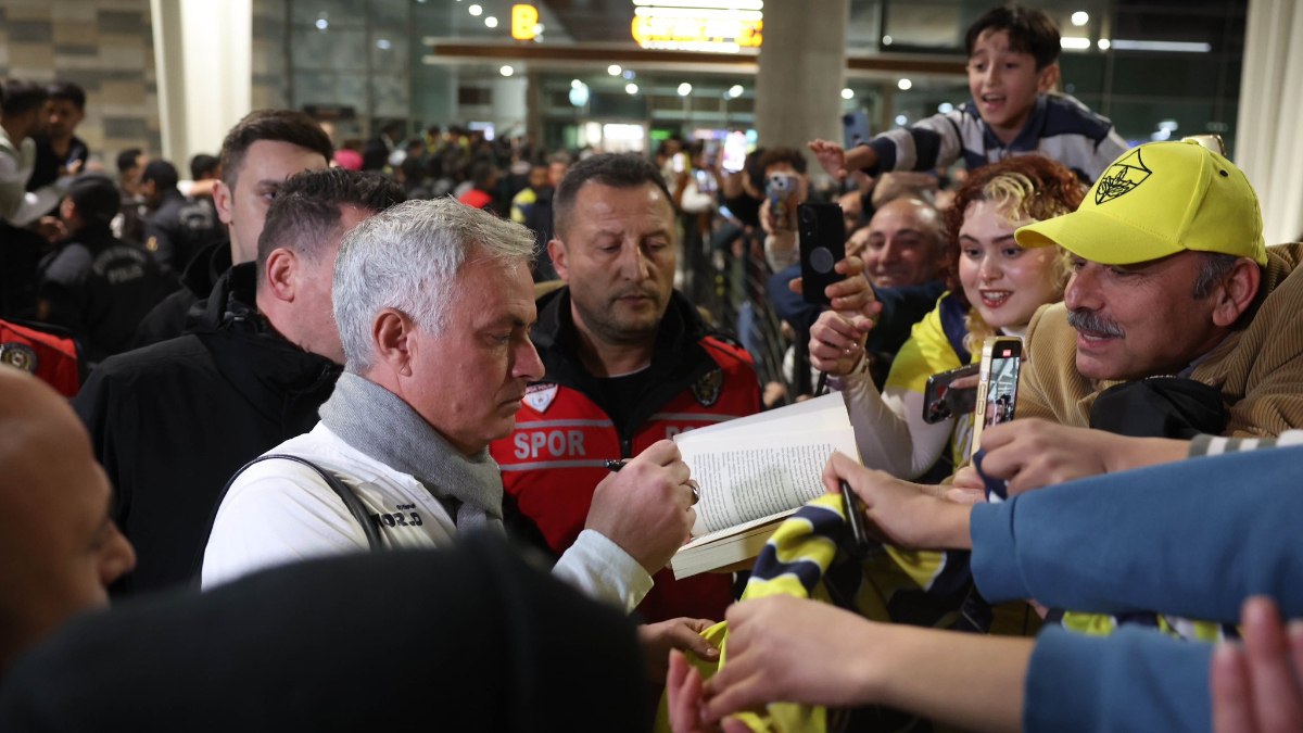 Fenerbahçe kafilesi, Adana'ya geldi