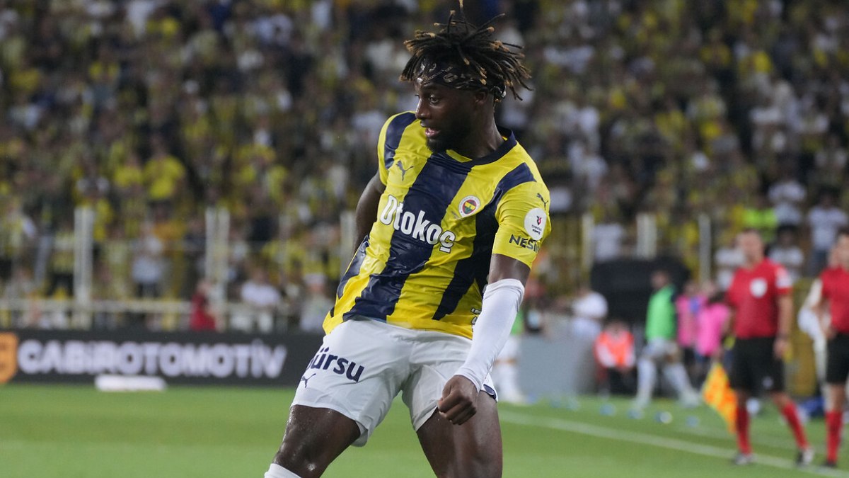 Fenerbahçe'de Saint-Maximin yolcu