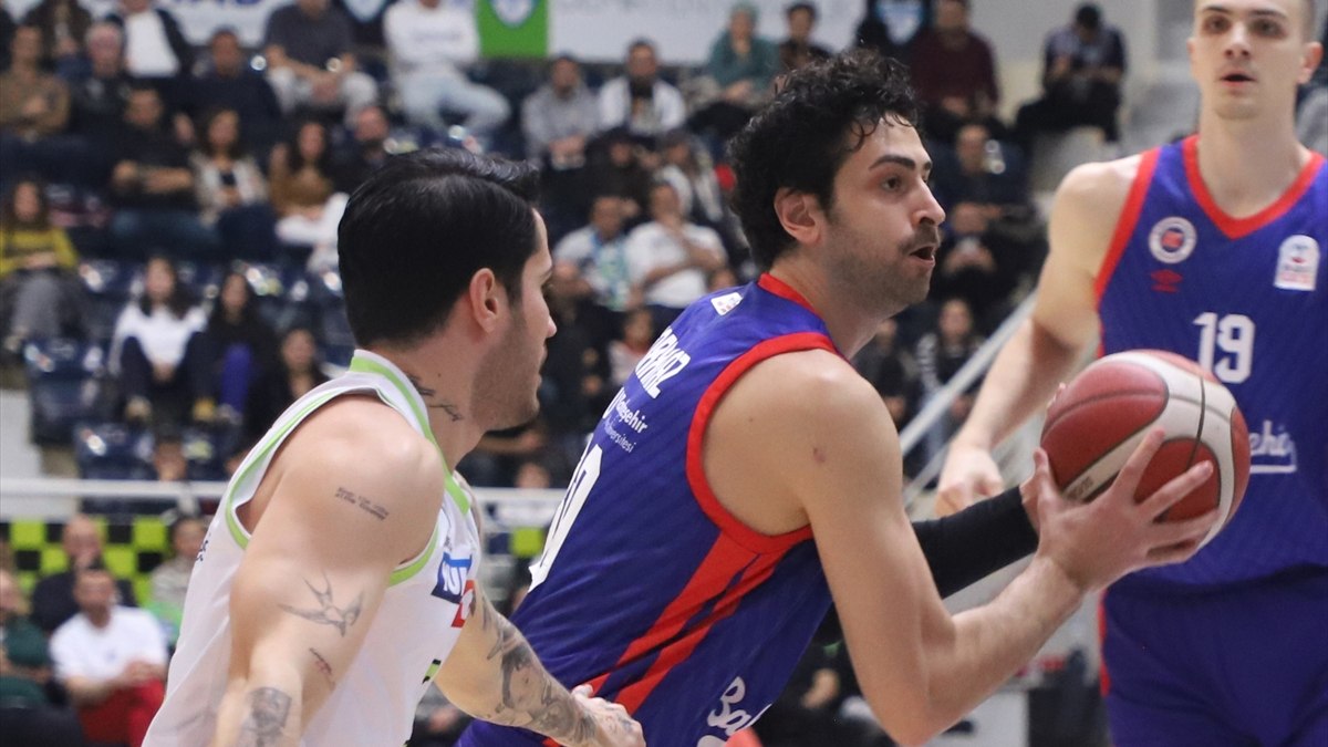 Bahçeşehir Koleji, Merkezefendi Belediyesi Basket'e şans tanımadı