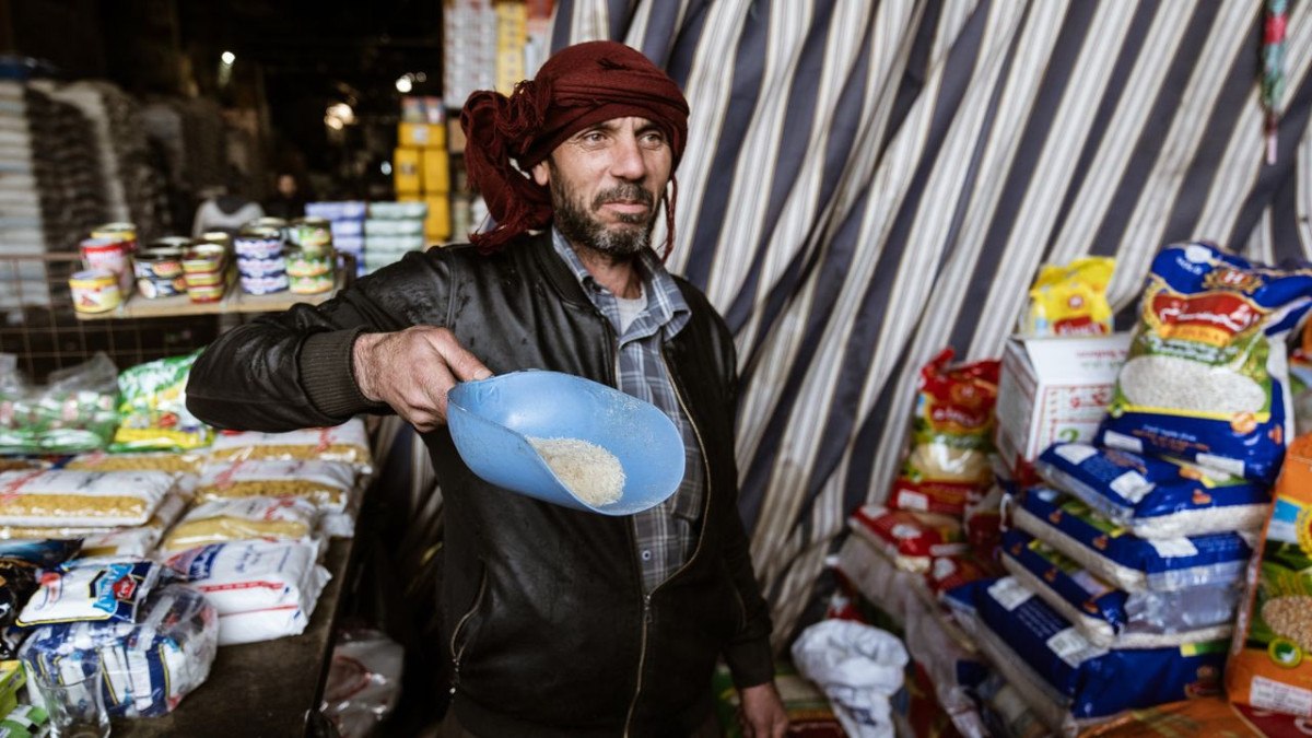 Suriye'de yeni yönetimden ambargo kararı: İran, Rusya ve İsrail mallarına yasak