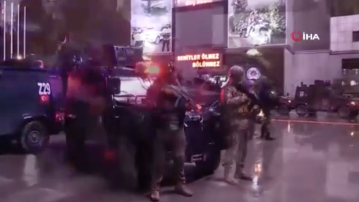 İstanbul merkezli PKK operasyonunda 15 gözaltı