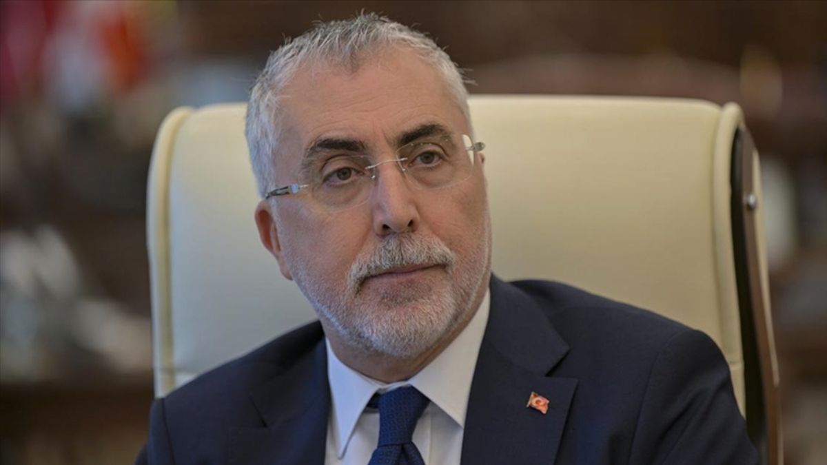 Vedat Işıkhan: Bolu’daki kayak merkezindeki yangını araştırmak için 4 Başmüfettiş görevlendirildi